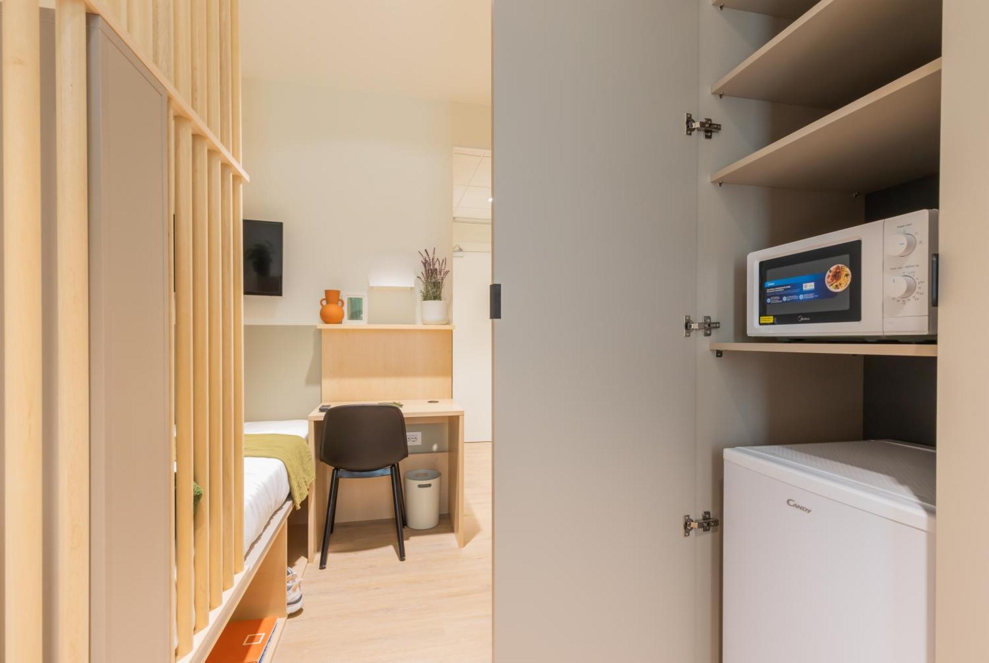 Well-Located Campus Rooms Near City Park Milan Exterior photo